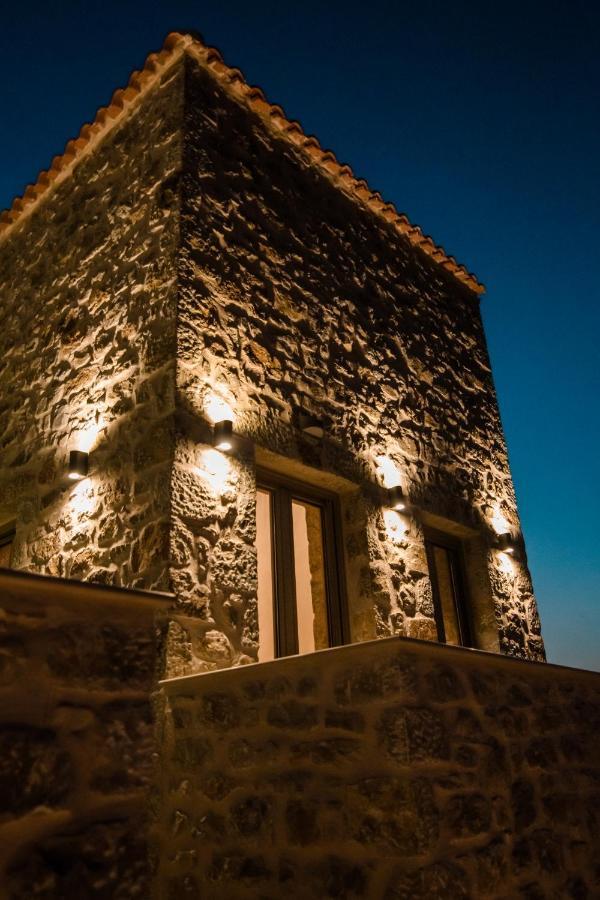 Mani Luxury Suites And Studios In Gytheio With Private Pools 외부 사진
